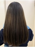 アッシュグレージュカラー☆ツヤサラロングストレートスタイル☆