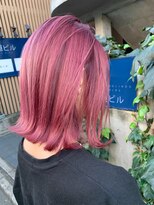アクト(ACT)&nbsp;外ハネボブ×ピンク 透け感ハイトーンカラー