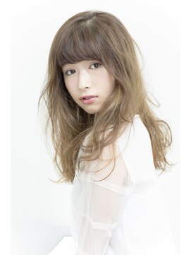 ビューティーアンドケアカロン(Beauty and Care CALON) リミテッドブリーチハイライトでナチュラルグラデーションカラー