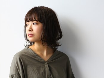 アミックス ヘアワークス 本店(AMIX hair works)の写真/お客様が1番綺麗に見えるシルエットをご提案！１ミリ単位までこだわるカットだから小顔効果も抜群◎