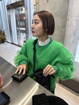 カケル(×.) 《垢抜け感抜群》ベージュ×ボブ