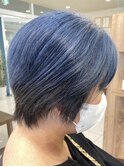 ブルーヘア×ショート