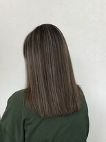 ヘアーアンドネイル ルシア(Hair&Nail Lucia)&nbsp;アッシュグレージュのハイライト
