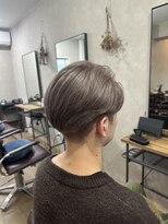 アルレン(Allen)&nbsp;グレージュ【センターパート/メンズ/宇都宮】