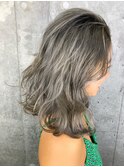 20代 30代 40代スモーキーベージュショートボブ