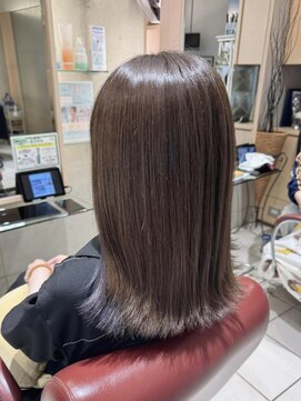 エム インターナショナル 春日部本店(EMU international) 大人の遊び心☆青み紫のイヤリングカラー