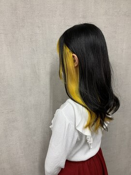 トリコ(ToricO) インナーカラー　インナーイエロー　ブリーチデザイン　韓国風