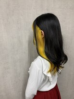 トリコ(ToricO) インナーカラー インナーイエロー ブリーチデザイン 韓国風