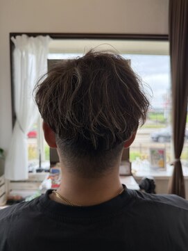 コアフィールフィス(COIFFURE fils) 新規お得クーポンあり【見附 今町】メッシュハイライトヘア