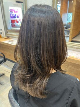 ヘアーアンドスパ ローラ(LoLa) くびれ×オリーブベージュ