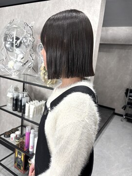 リル(RiLU) 切りっぱなしボブ