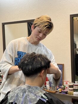 リヴ ヘアワークス(LiVE HAIR WORKS)の写真/仕事もプライベートも輝くモテヘアを実現◎ライフスタイルに合わせて似合うスタイルをご提案。