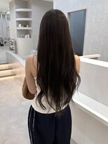 ヴィサージュアクト(VISAGE a.c.t)&nbsp;艶感たっぷりのロングヘア
