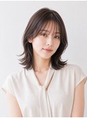 ミディアムレイヤーハッシュカットダークブラウンシャギーカット