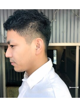 ロイ プラスアティック(roi ＋attic) 谷町６丁目美容室◆異空間美容室roi◇