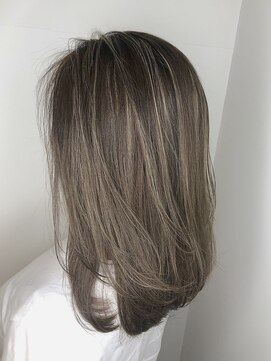 シルク バイ ルカ(SilQ by Luca) コントラストハイライト×ミルクティーベージュ