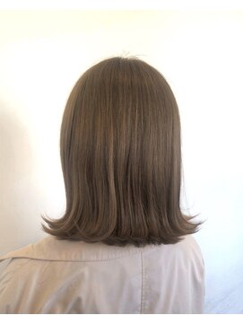 リグフクオカ(L.I.G fukuoka) 【L.I.G fukuoka】スリークボブ×デザインカラーベージュ