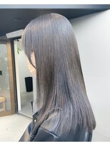 ネイヴィル(navile)&nbsp;◎オリーブベージュ　まとまりのある艶髪