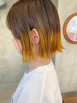 テトヘアー(teto hair) イエローカラー、グラデーション、バレイヤージュ、外はねボブ