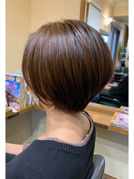 ボブビッシュ 東温店 ナチュラルショート