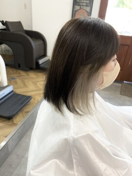 リル(lilu) ホワイトインナーカラー［湘南台/湘南台駅/ゆめが丘/湘南台東口