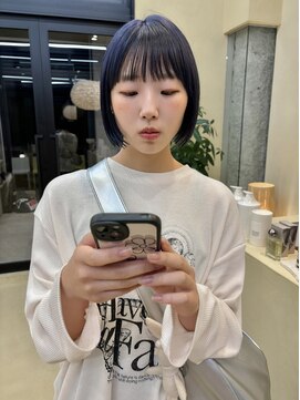 スニュウ(snuw) ブリーチカラーケアカラーダブルカラーブルーブラックボブ