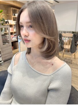 バイオレット 表参道店(Violet) ひし形ミディアム ミディアムレイヤー 小顔ヘア 顔周りカット