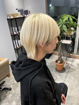 イオール 北千住(ior) マッシュウルフｘブロンド【ior北千住】