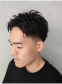 センターパートダークアッシュ無造作おしゃれパーマ【新大阪】