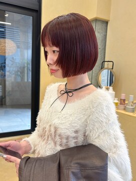 スニュウ(snuw) 切りっぱなしボブ小顔カットグレージュワインレッド