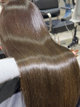 シェノン 心斎橋(CHAINON) オリーブブラウン/ブリーチなしダブルカラー/髪質改善カラー