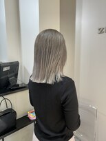ジール(Ziel) シルバーカラー