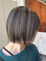 グランデュール 静岡駅前店(GRANDEUR)&nbsp;タイトボブ ハイライトカラー アッシュブラウン グレージュ
