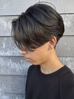 ヒュイル バイ ニアウ(Hwyl by Niau) MEN’S HAIRセンターパートスパイラルパーマニュアンスパーマ