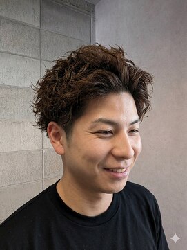 ワンワンオー バーバーショップ コンチネンタル(@110 BARBER SHOP continental) スパイキーショート