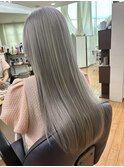 くすみホワイト