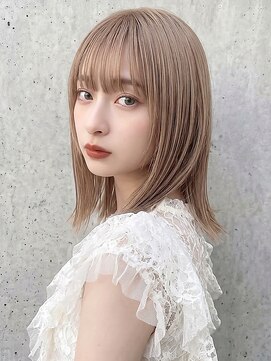 カバーヘア アカデミー 北浦和西口店(COVER HAIR ACADEMY) ミルクティーブロンド/切りっぱなし/ミディアムレイヤーp北浦和