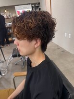 ヌークバイラヴェスト 四日市(neuk by lovest)&nbsp;【neuk服部】波巻きリバースセンターパートパーマ