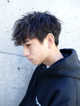 フィフス(fifth) スパイラルパーマ　コンマヘア　ショートレイヤー　ツーブロック