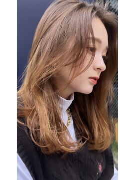 ドットハリス(.Hallis) 大人かわいい/小顔/ミディアムレイヤー/20代30代40代