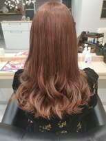 ラグヘアー(RAG HAIR) ピンクベージュ外ハネウエーブ