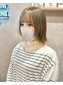 ハイトーンベージュ