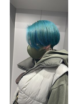 カラット 堺東(CARAT) 【中野】シアンカラー/ターコイズカラー/ハンサムショート