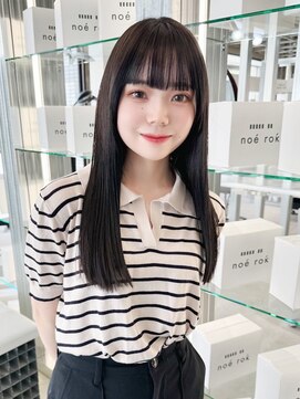 ノエロク 岐阜(noe rok) グレーブラックの韓国風レイヤースタイル01