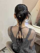 ミラ(Mila)&nbsp;トレンド★艶ツヤカチモリヘア 結婚式お呼ばれヘア