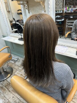 アズーア ヘアーアンドスパ(azure hair&spa) 明るい白髪ぼかしかカラー