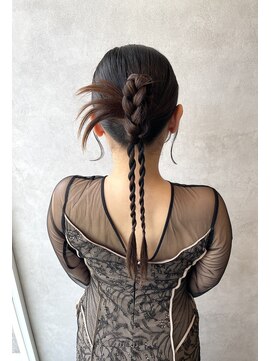 トパ(topa) お呼ばれヘア ｢タイトカチモリアレンジ｣