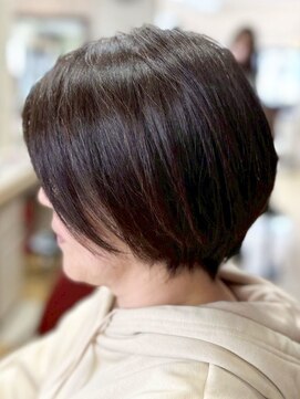 ヘアークリアー 春日部 ミセス 首元すっきり丸みショートスタイル 美シルエット