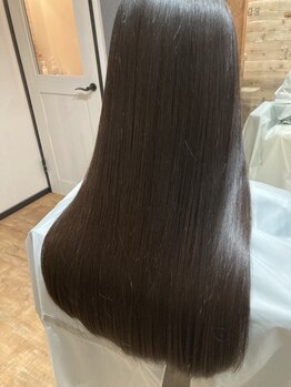 プロデュースドバイエデン(produced by EDEN)の写真/【髪質改善特化】隠れ家風の少人数プライベートサロンで理想のツヤ髪へ[柏/髪質改善]