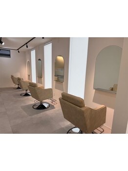 幅広い世代に愛されるSalon♪心地よい時間をお届け!“日々頑張っているあなた”に癒しの空間を＊